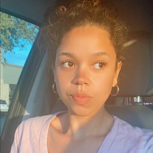 Meet your Posher, Britney